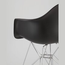 Стул Eames DAR черный, основание хромированный металл, сидение PP пластик