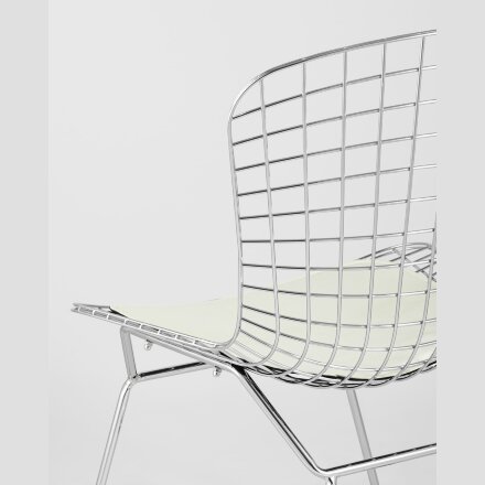 Стул обеденный Bertoia хромированный с белой подушкой 